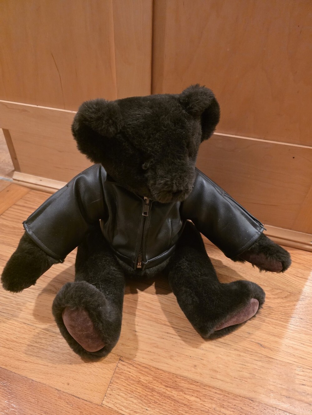 Vintage Vermont Teddy Bear Fully Jointed Faux Leather Motorcycle Biker Jacket
